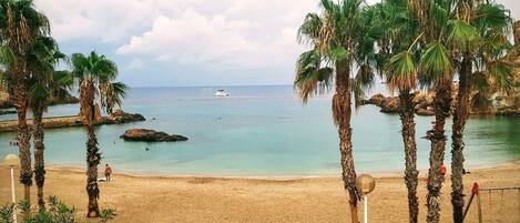 Sillas reclinables de playa, toallas de playa