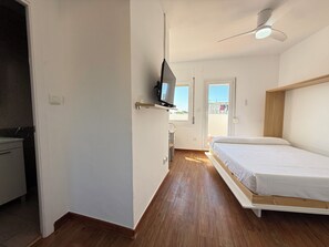 1 soverom, strykejern/-brett, wi-fi (inkludert) og sengetøy
