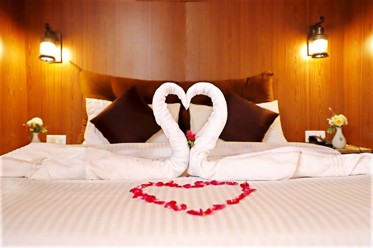 1 bedroom, premium bedding, pillowtop beds, minibar