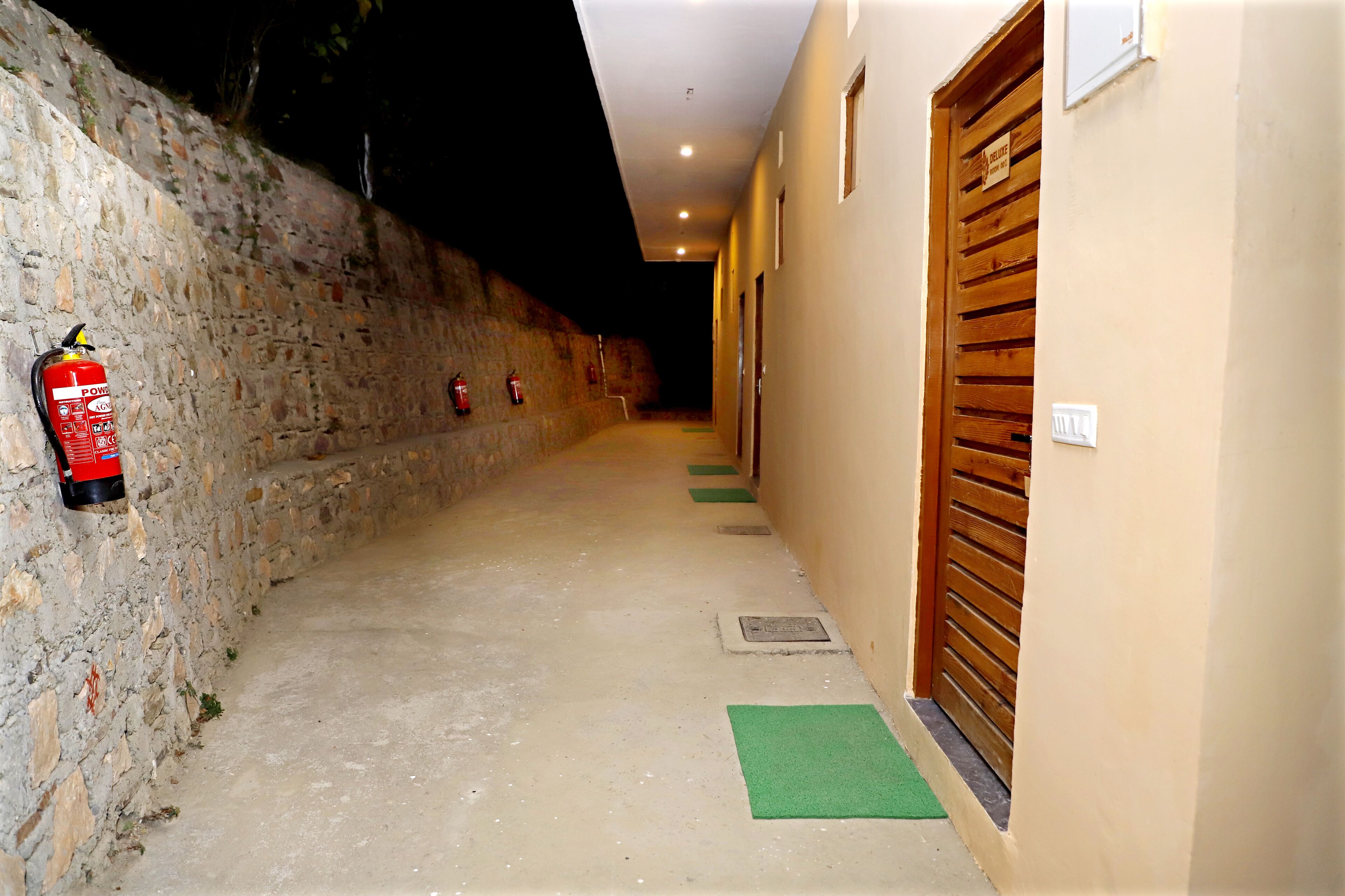 super deluxe with balcony | 1 bedroom, premium bedding, pillow-top beds, minibar