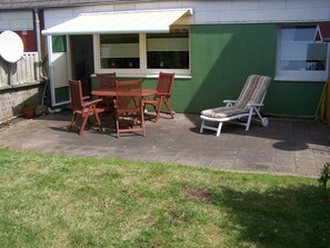 تناول الطعام بالخارج