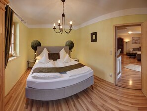 2 bedrooms, Internet, bed sheets