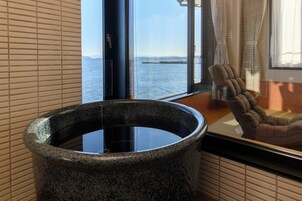 Habitación, no fumadores (Special Small Twin, No Pets Allowed) | Edredones de plumas, caja fuerte, cortinas opacas