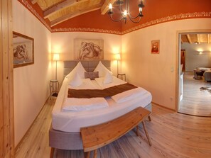 1 bedroom, internet, bed sheets