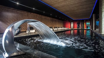 Een sauna, een bubbelbad, een stoombad