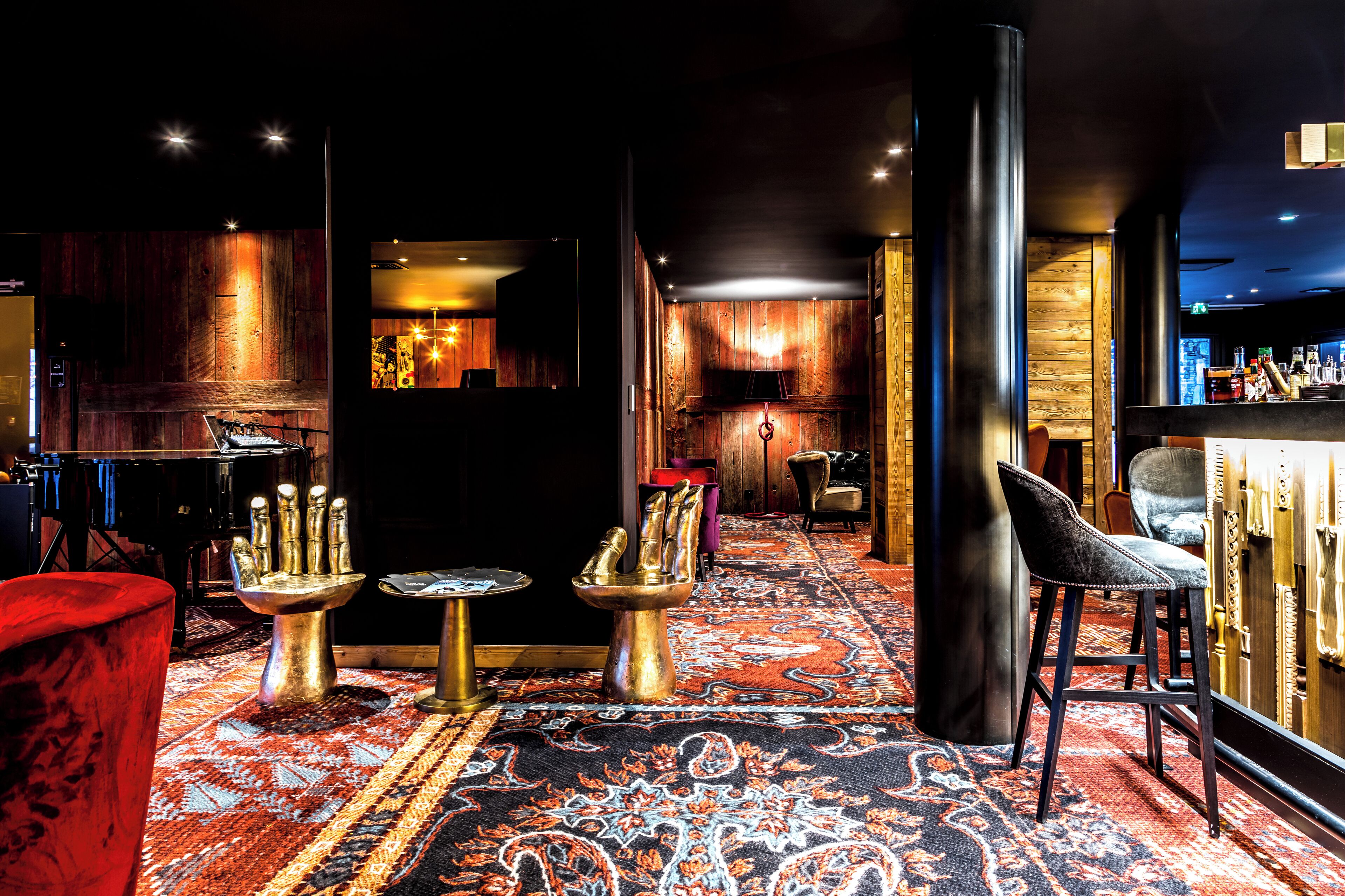 Bar (en la propiedad)