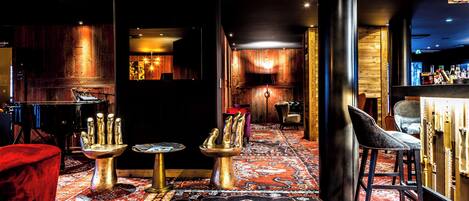 Bar (en la propiedad)