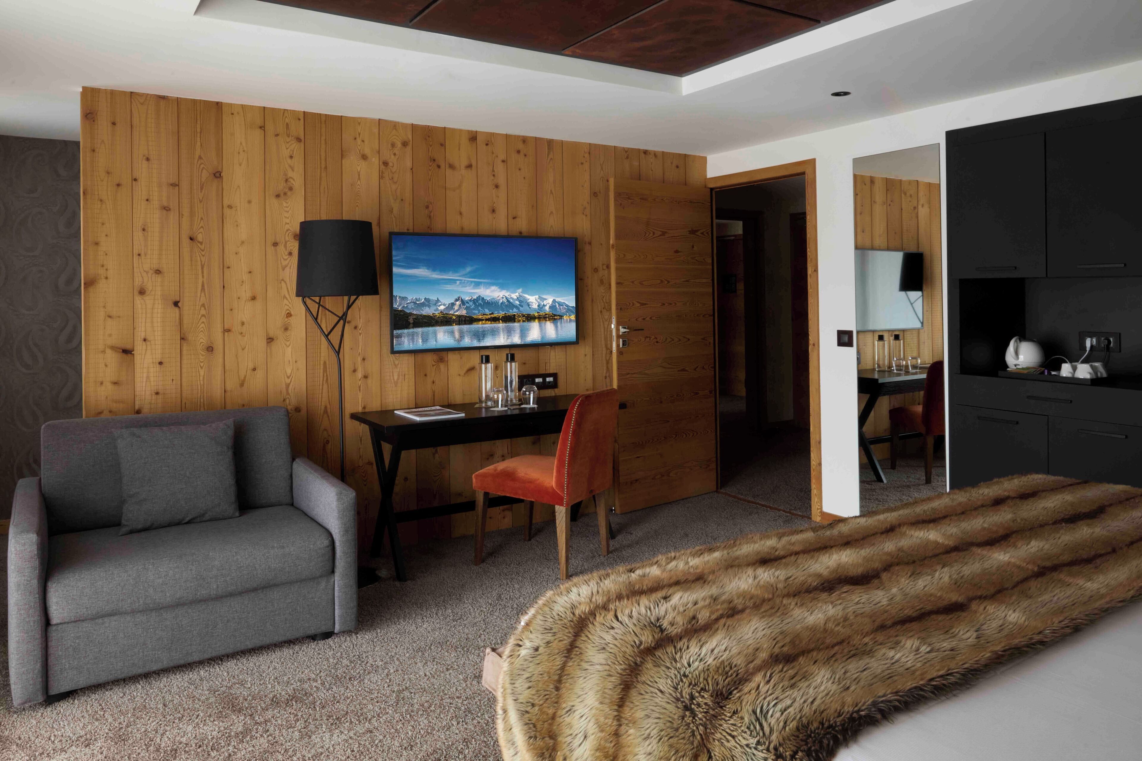 Premium bedding, minibar, in-room safe, individually decorated