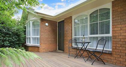 Woody's In Central Bright