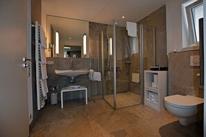 Haartrockner, Handtücher