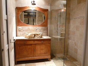 Bathroom - B&B L'Etape Normande & SPA (Montroty)