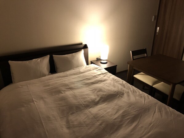 Departamento (Double) | Escritorio, cortinas blackout, insonorización y wifi gratis 