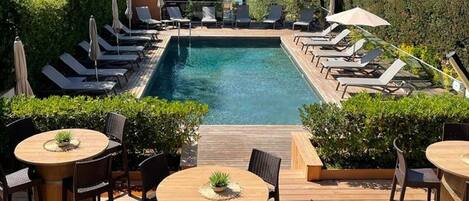 Seasonal outdoor pool