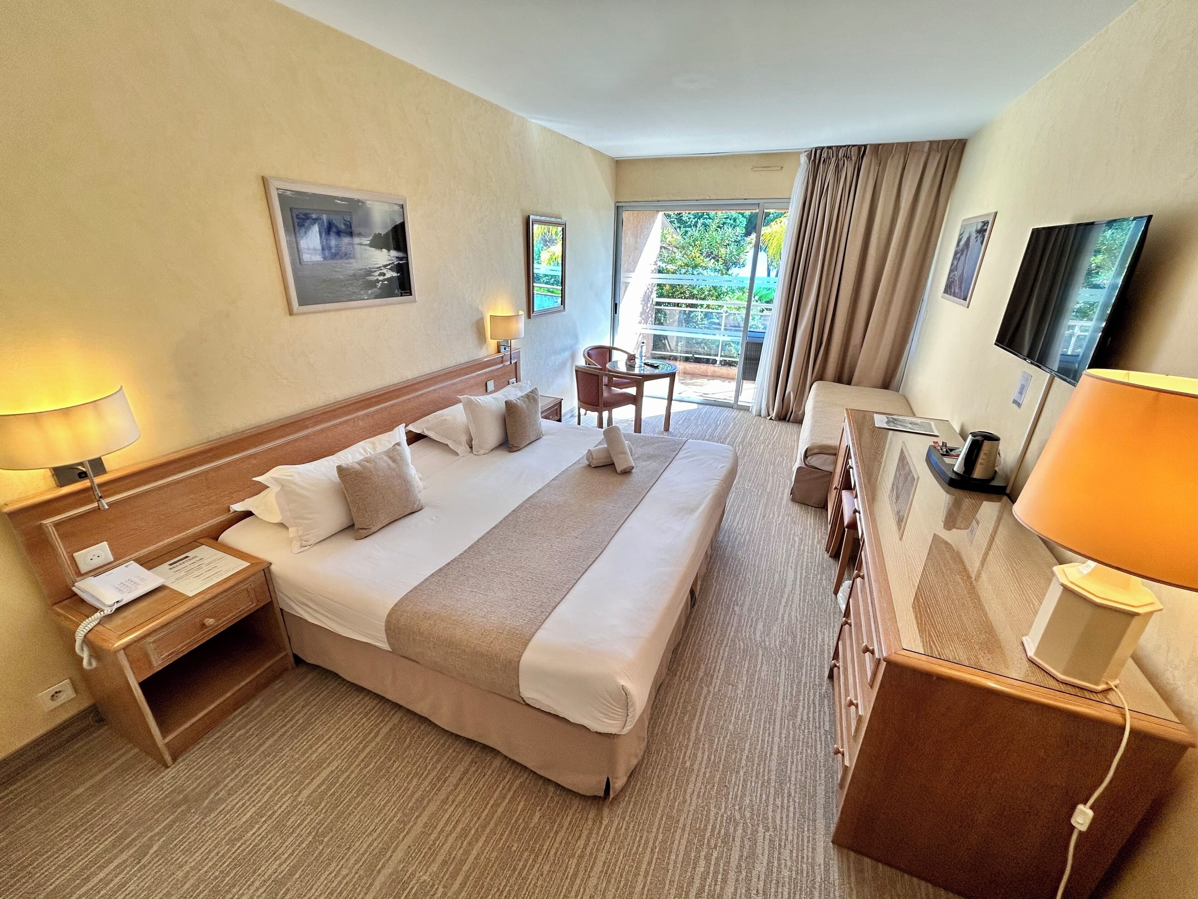 Photo - Hôtel La Pinède