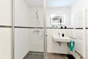 Unclassified image, 4 of 12, button