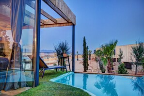 Hillside Double Deluxe Residence | 私人游泳池