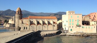 Superb sunny apartment "feet in the water" in the historic center