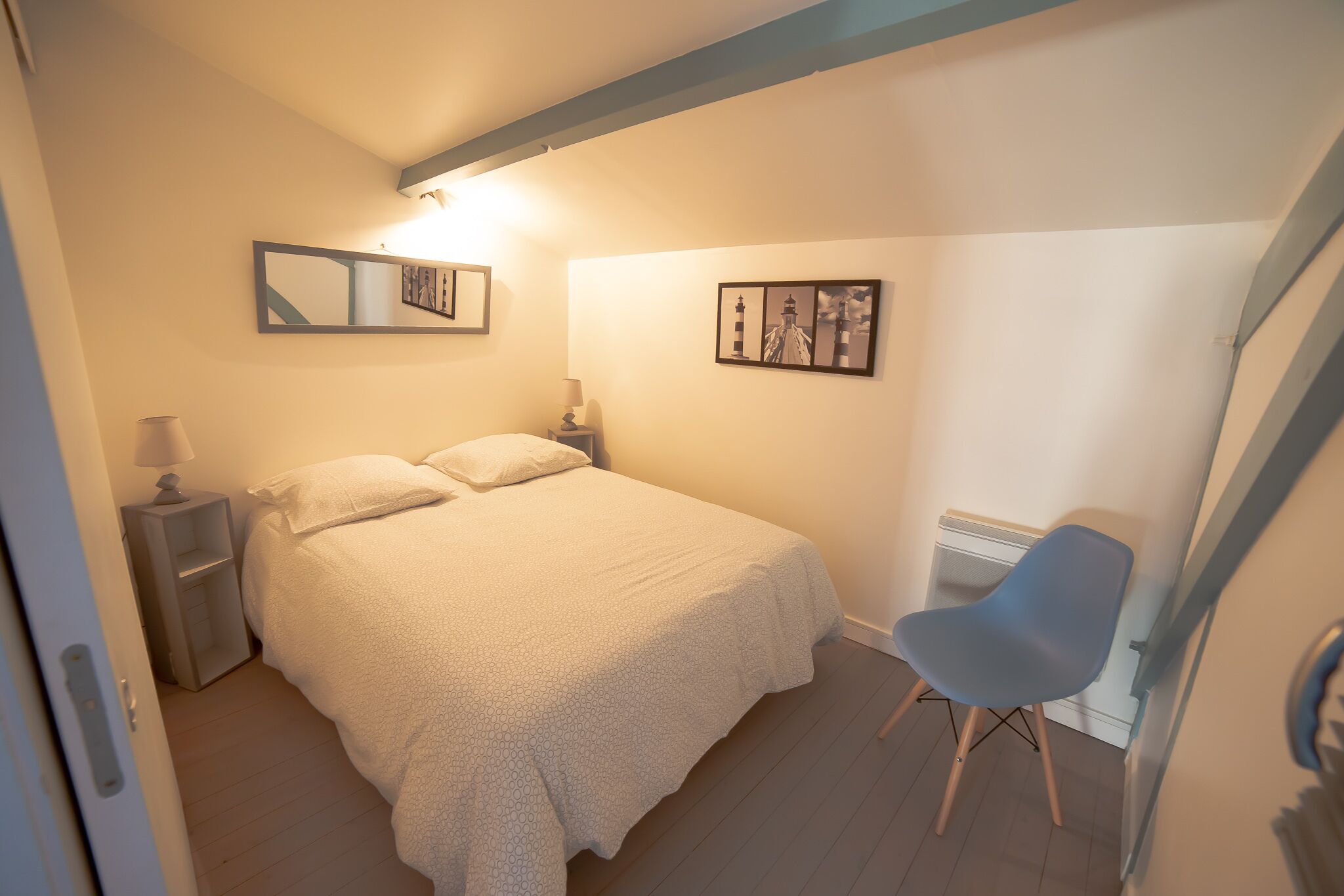 Maison La Rochelle prés du Vieux Port pour 6 à 9 personnes , vue sur le canal