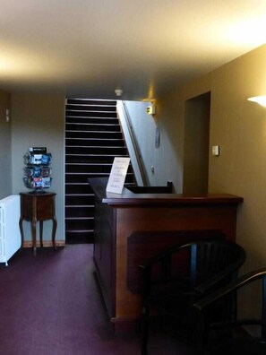 Lobby - HOTEL DE FRANCE (Pontorson)