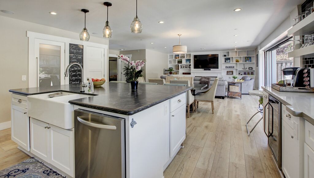 Huge Sea Canyon Home Rebuilt And Designed For Entertaining And Family Fun!