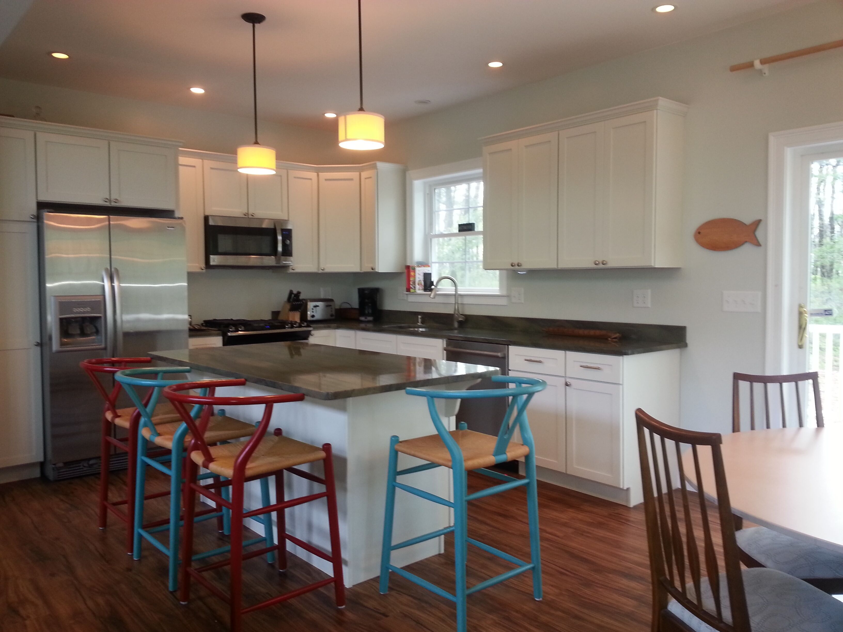 Off Season! Cape house in lovely quiet neighborhood available monthly. Oct-May
 