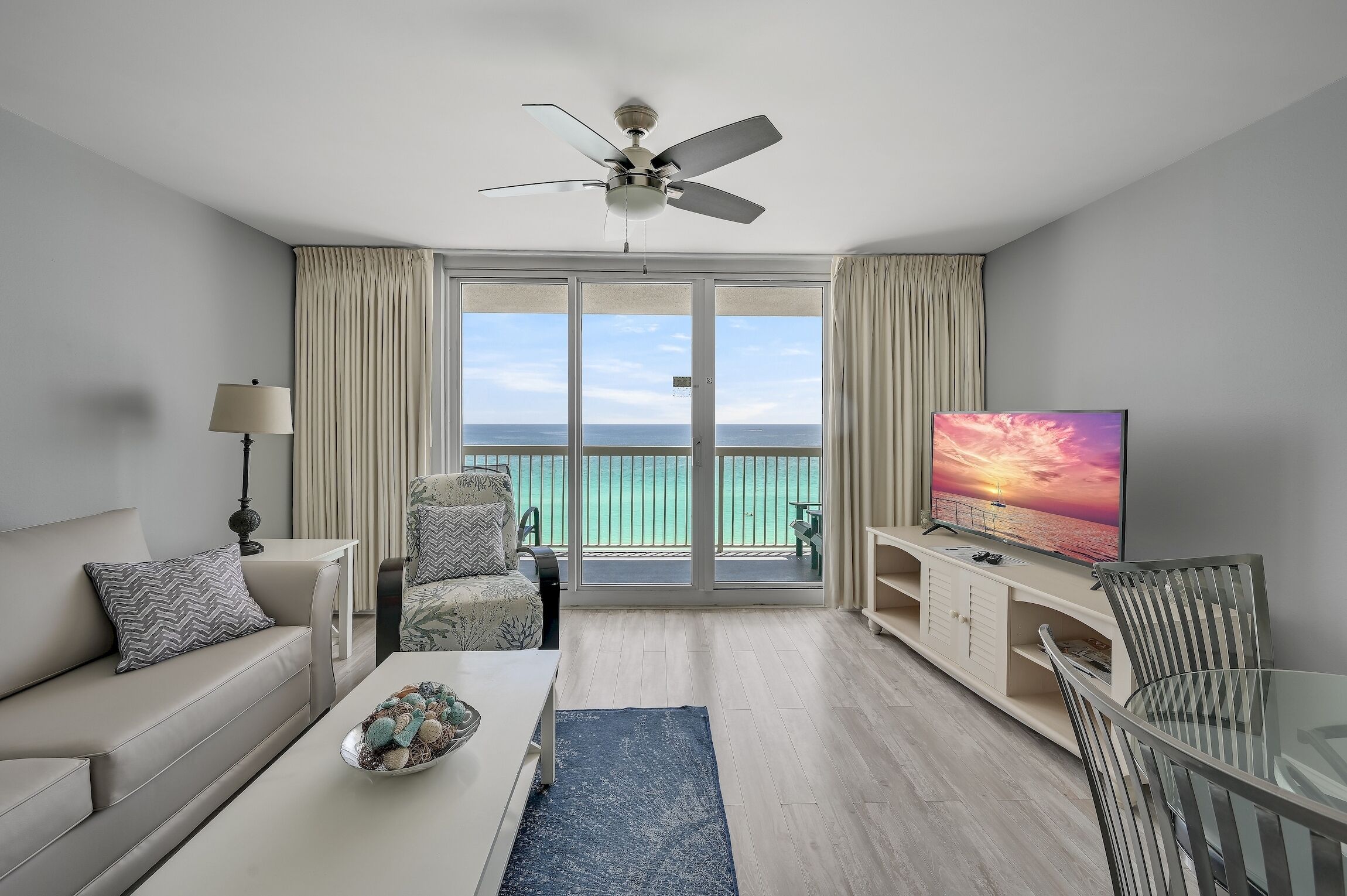 Smart-TV, DVD-Player, Videothek