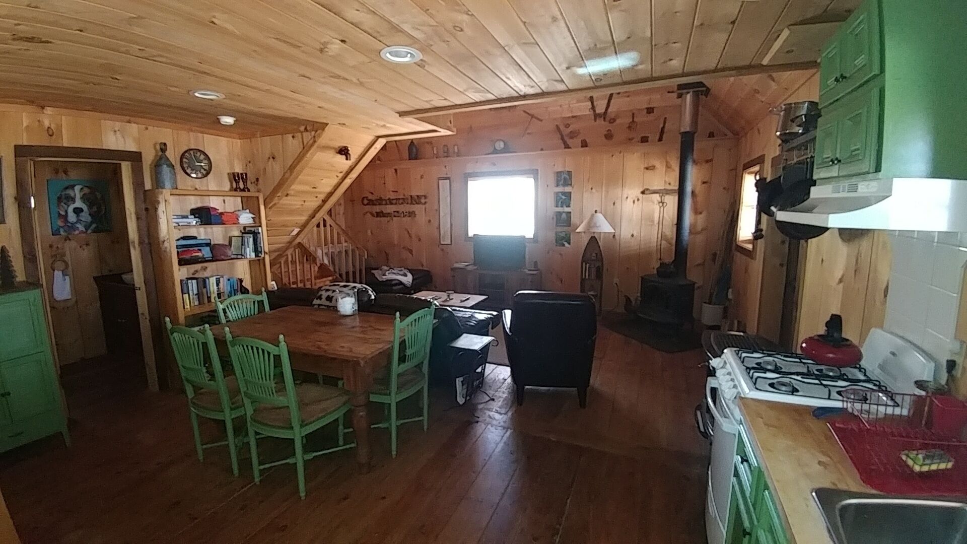 Welcome to Rovers Retreat - Very Private 4 Acre Fenced Pet Friendly Property