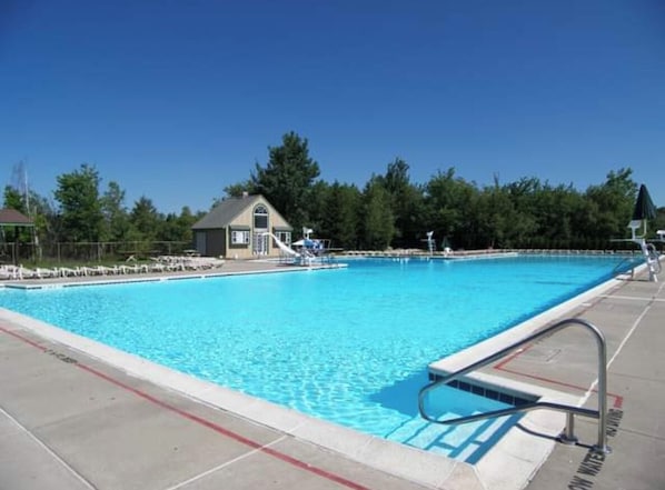 Piscina all'aperto