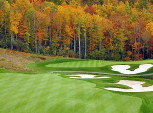 Luxurious Villa in Pocono near Ski Slopes & Camelback with Game room & Hot tub