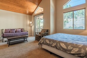 4 bedrooms, free WiFi, bed sheets