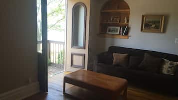 Smart TV, video games, DVD player, books