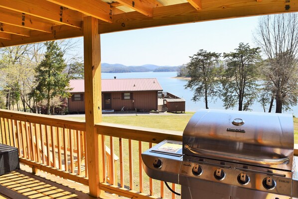 Property grounds - The Lake House Lake front/Private Dock/ Sleeps 12 (Bean Station)