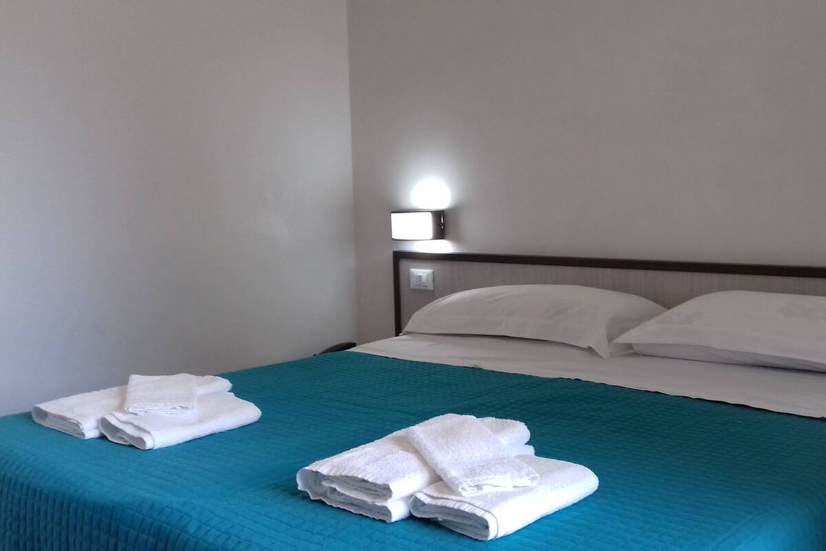 Minibar, desk, cots/infant beds, rollaway beds