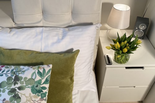 Departamento | 1 habitación, sábanas de algodón egipcio y ropa de cama de alta calidad