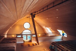 5 chambres, fer et planche à repasser, Wi-Fi, draps fournis