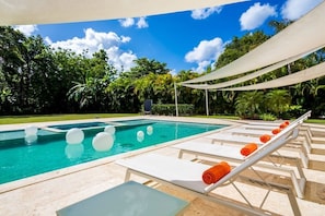 Udendørs pool