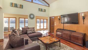 電視、乒乓球設施