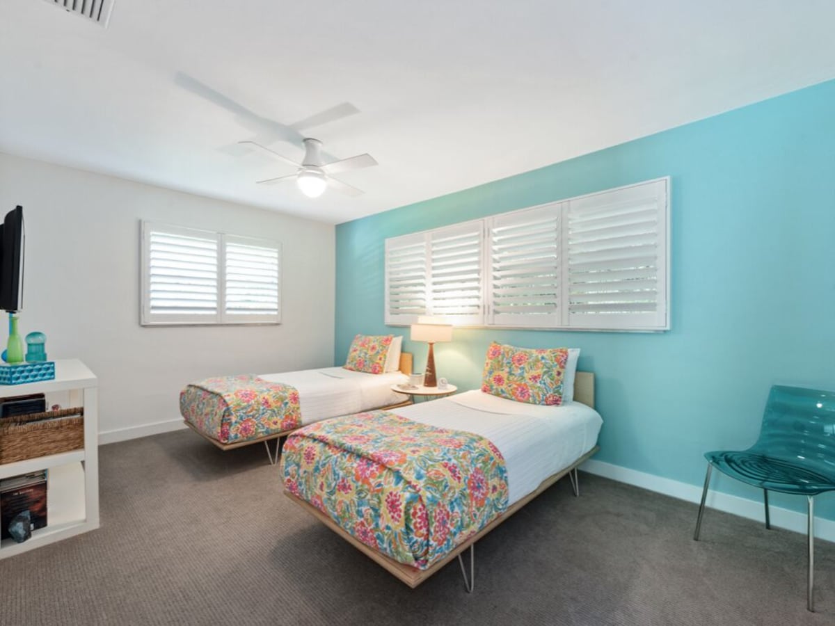 Photo 24 of Modern, Luxurious Villa in Park Shore w/Private Beach Access & Heated Pool