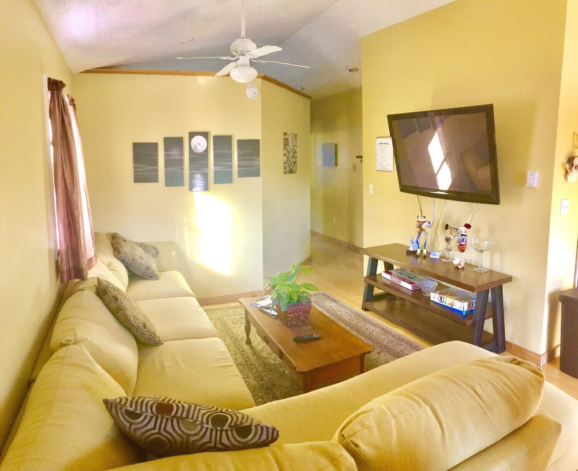 Honesdale Escape ~ A Place to Remember.