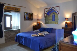 Double Room, Shared Bathroom
