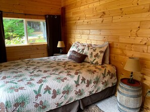 3 slaapkamers, een strijkplank/strijkijzer, reisbedje, gratis wifi