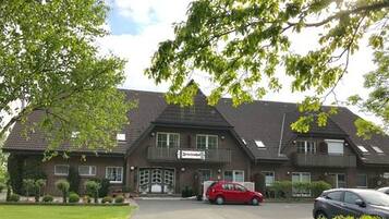 Entrada de la propiedad