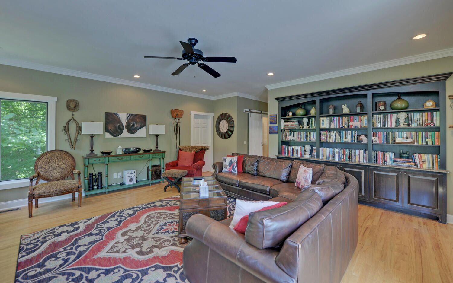 Cameron House Retreat:  Lake, wine & mountain paradise! 5 miles to Helen!