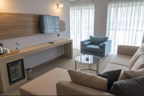 Suite – junior | Oppholdsrom | LED-TV