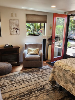 Interior - Beautiful Private Get-away, Casita/Studio (Vista)