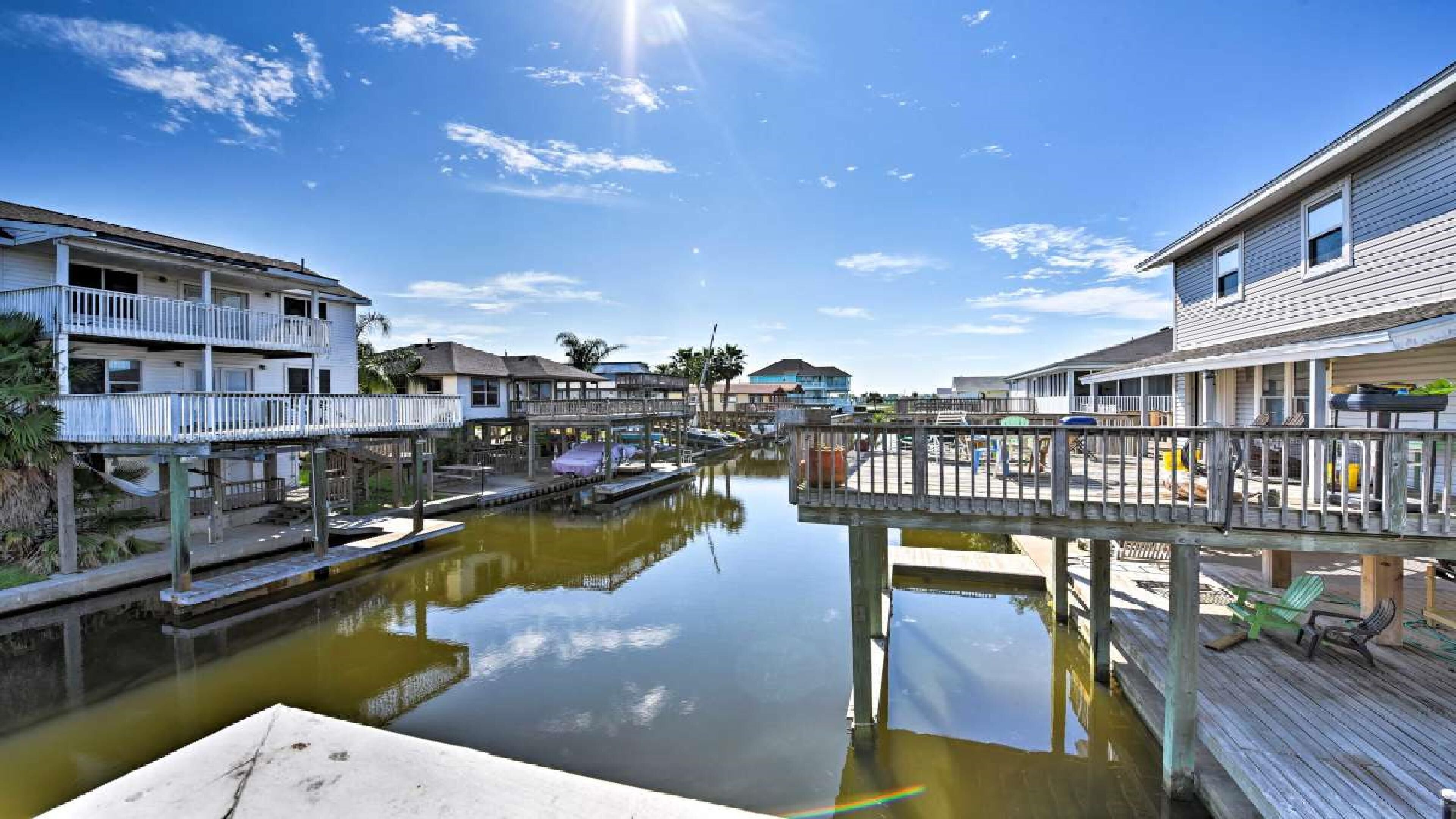 Wonderful Get-Away Without Breaking the Bank - Bay Front & Canal W/Boat Slip