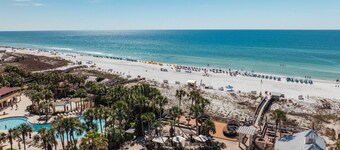 LAKEFRONT! UPDATED IN PAST 3 months ! Fish out back from porch! Minutes to beach