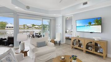 Fernseher, DVD-Player