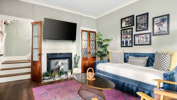 TV, fireplace, offices