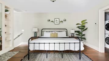 1 bedroom, iron/ironing board, travel crib, WiFi